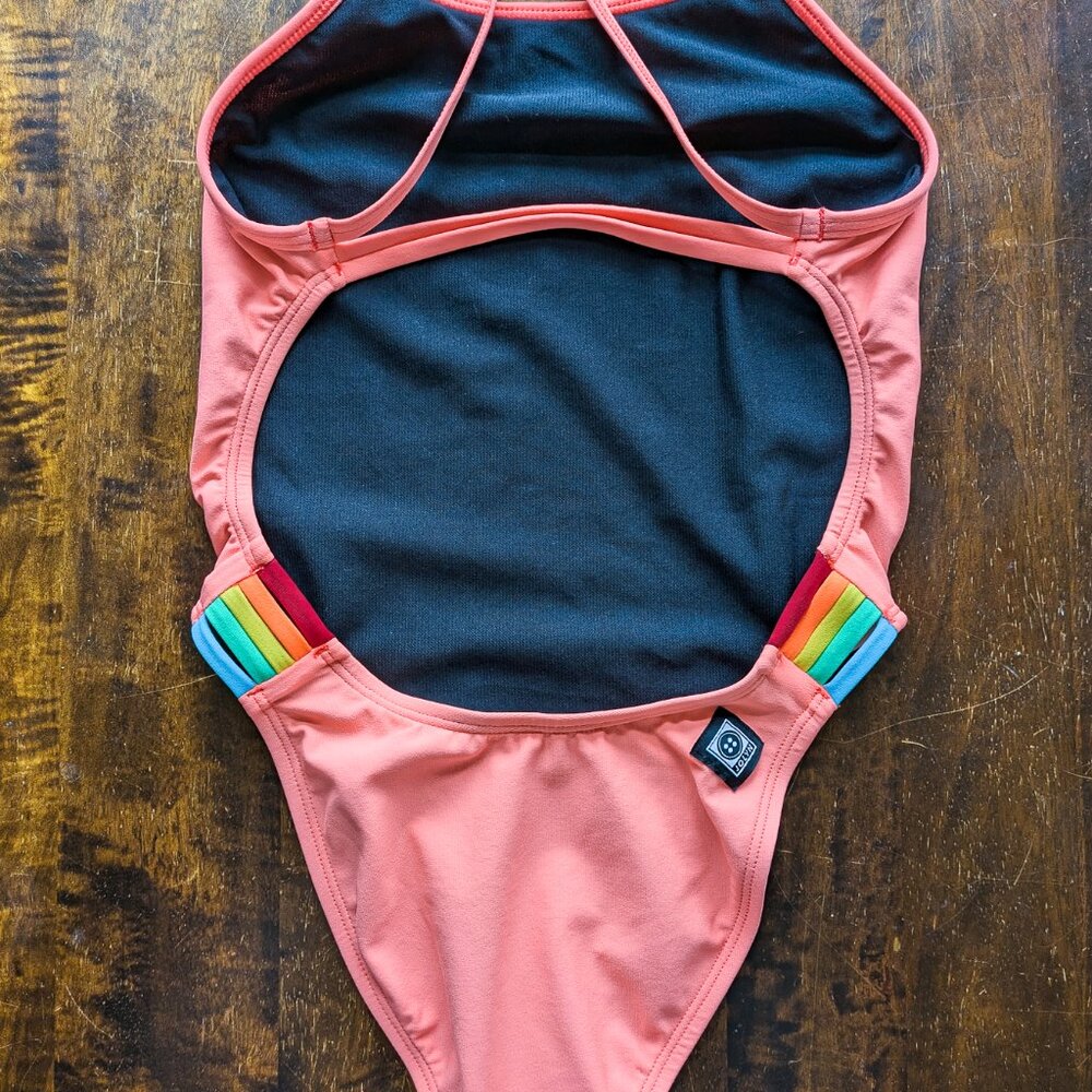 Jolyn Cammie Papaya Contrast, Size 26, Excellent Condition
